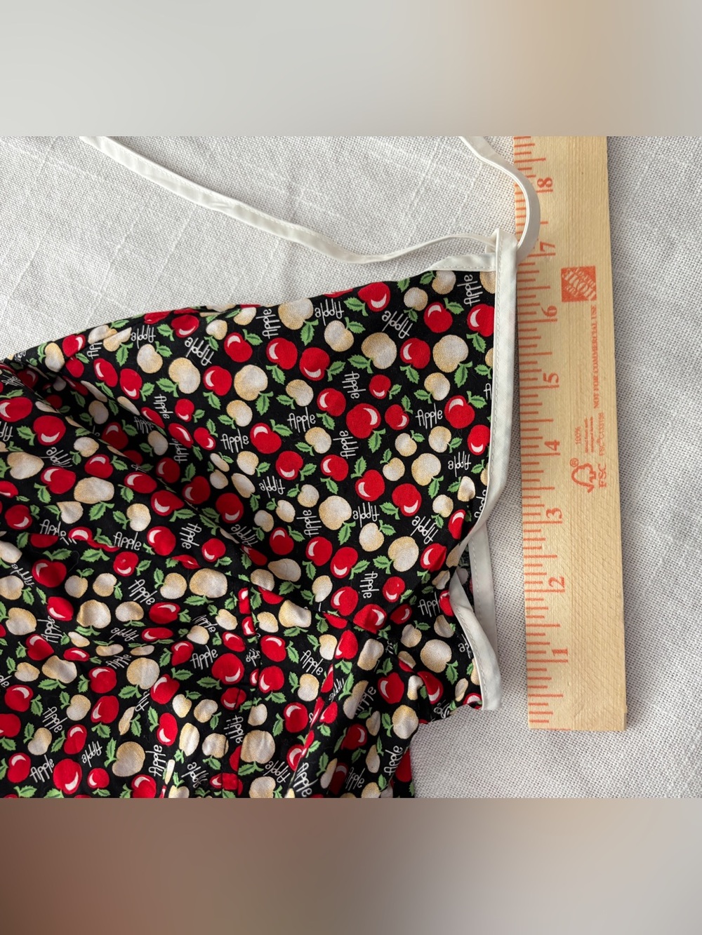 Unique Vintage Black Apple Print Blouse with White Bow Collar ~ Women’s 11/12/L - Picture 12 of 13